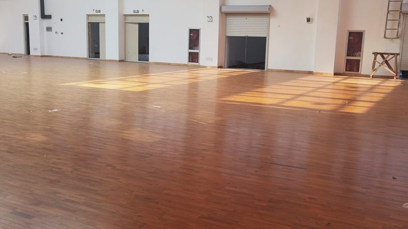 SPC地板与强化地板：本质区别解析